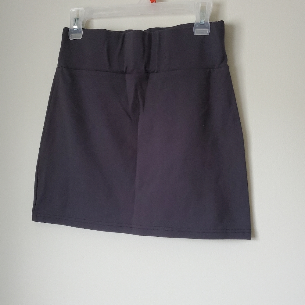 Black bamboo skirt